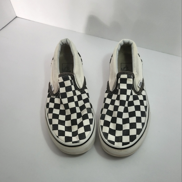 Checkered Vans Shoes - Picture 3 of 3